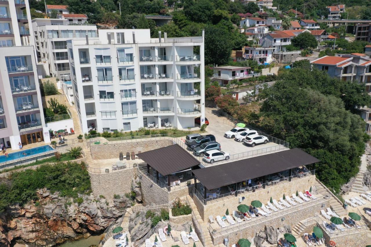 Ferienwohnung First Line Of The Sea 1 Dobrá Voda Exterior foto